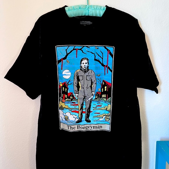 Shirt - Picture 1 of 4